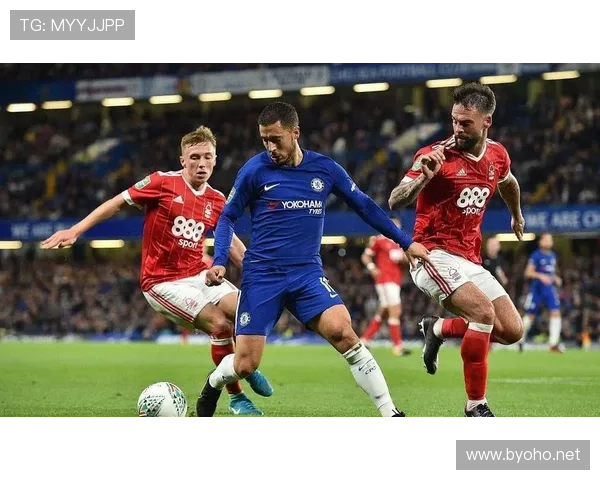 坦巴克蒂防守稳健性与出球能力解析 坦巴克蒂防守稳健性与出球能力解析