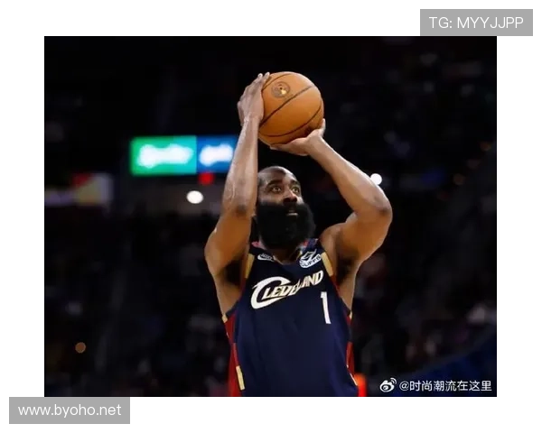 马克西突破效率领先哈登，助76人关键时刻拉开得分差距